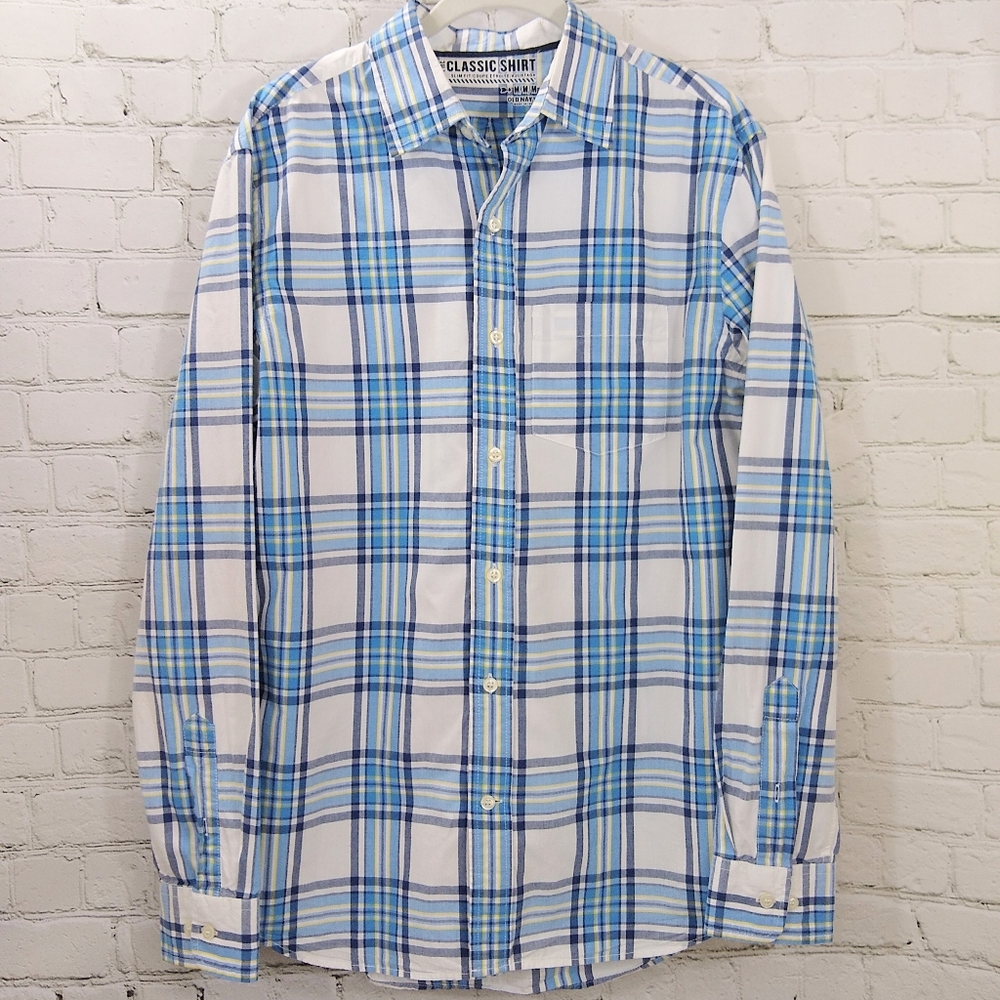 Old Navy slim fit button down plaid shirt